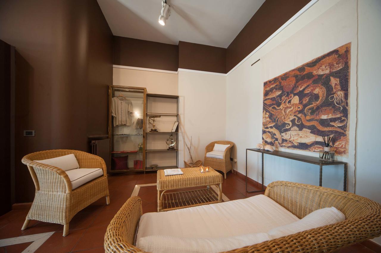 Les Naturels Maison Apartment Трани Екстериор снимка