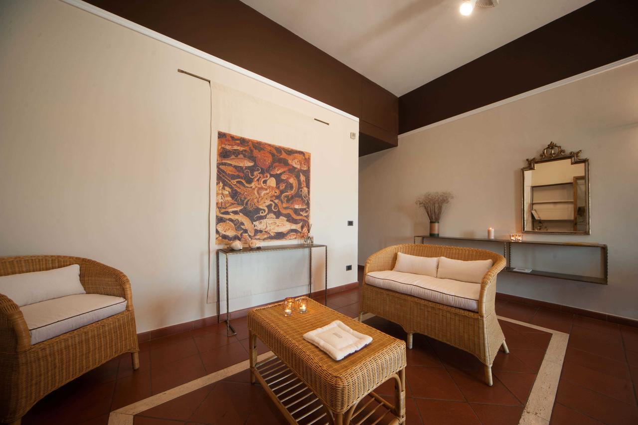 Les Naturels Maison Apartment Трани Екстериор снимка